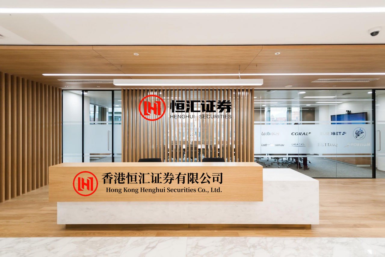 配操盘 特朗普称将审查伊朗提出的结束冲突新方案